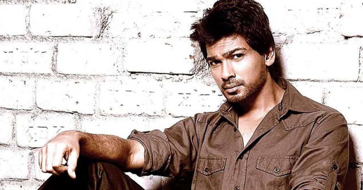 Would like to work with Rhea once everyhting is over: Nikhil Dwivedi